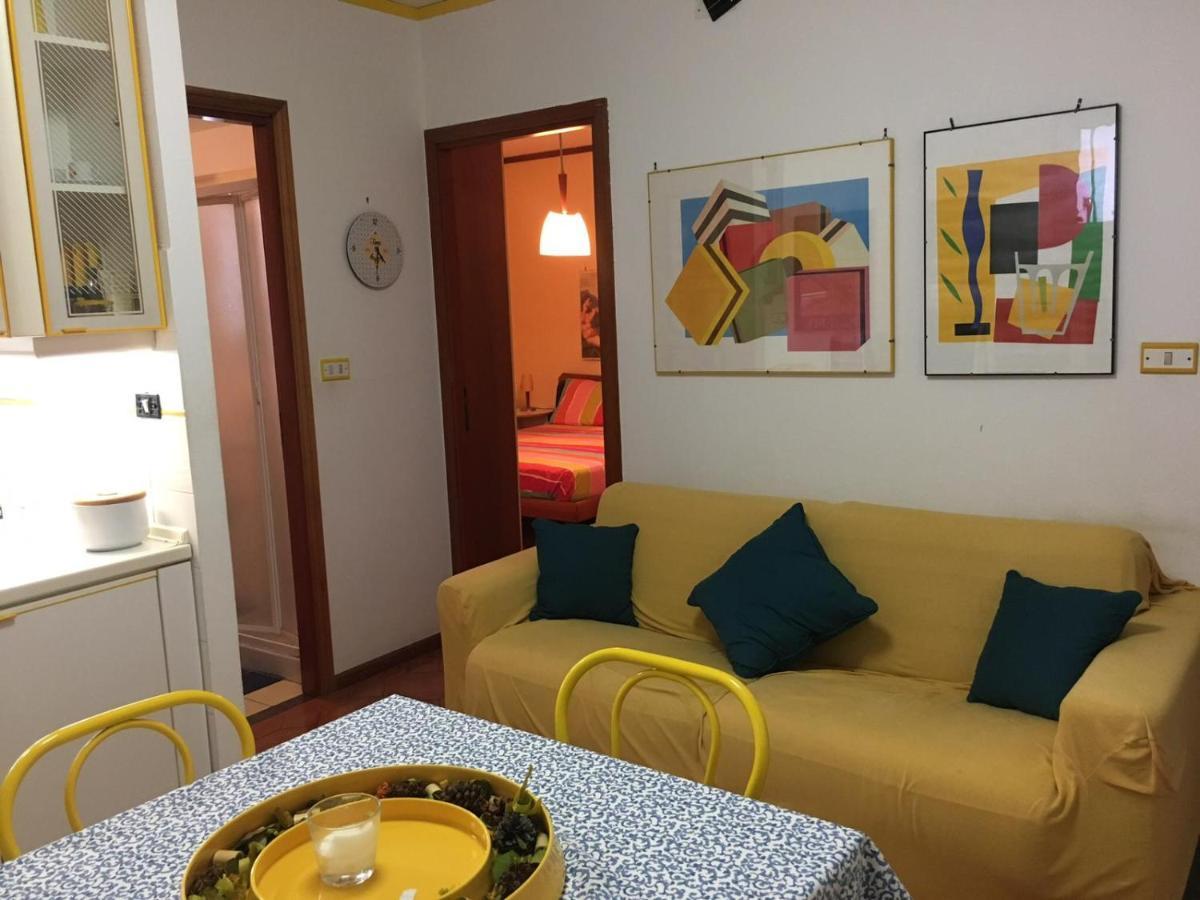 Da Alfio Apartment Ачиреале Екстериор снимка